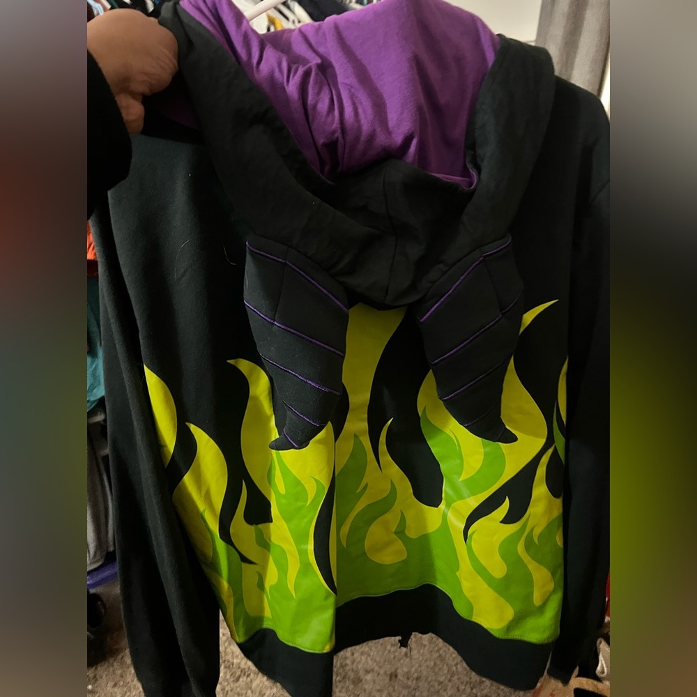 Disney jacket - Picture 2 of 3